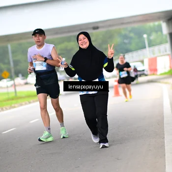 Runner Photo 7309173