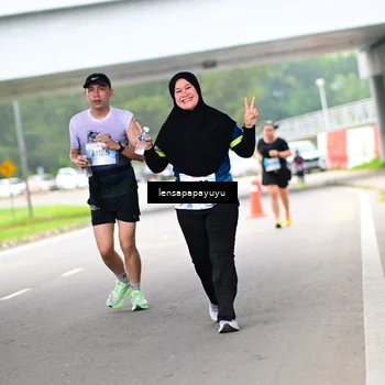 Runner Photo 7309178