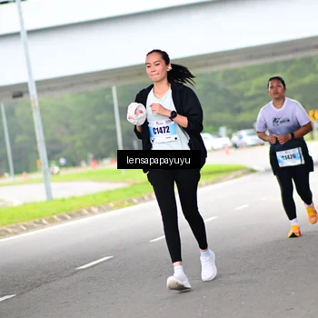 Runner Photo 7309267