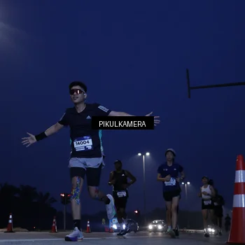 Runner Photo 7309272
