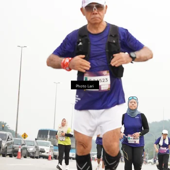 Runner Photo 7309301