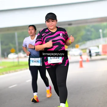 Runner Photo 7309323