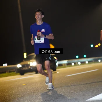 Runner Photo 7309343