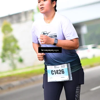 Runner Photo 7309347