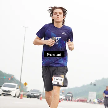 Runner Photo 7309392