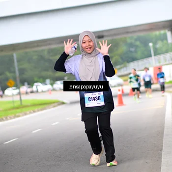 Runner Photo 7309417