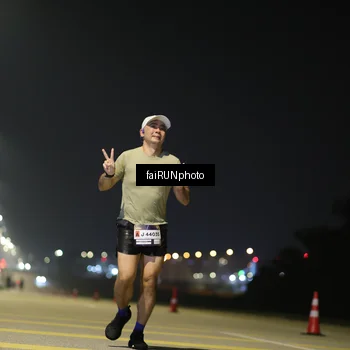 Runner Photo 7309440