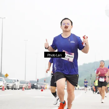 Runner Photo 7309451