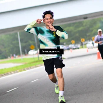Runner Photo 7309473