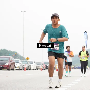Runner Photo 7309492