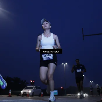 Runner Photo 7309591