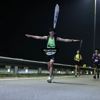 Runner Photo 7309603