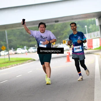 Runner Photo 7309608