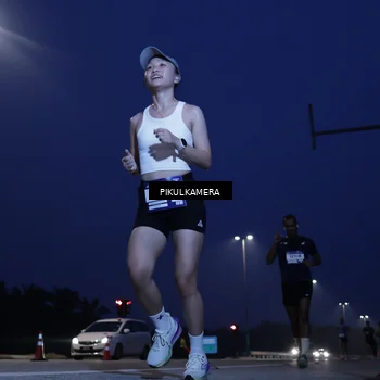 Runner Photo 7309653