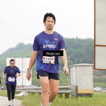 Runner Photo 7309672