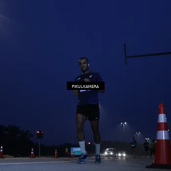 Runner Photo 7309708