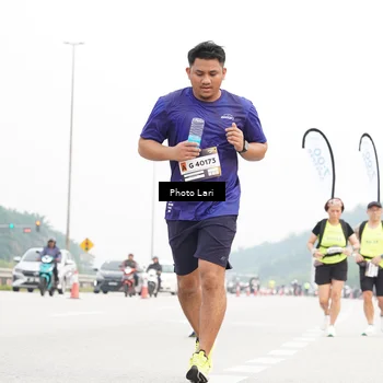 Runner Photo 7309739