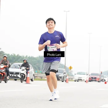 Runner Photo 7309744
