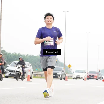 Runner Photo 7309756