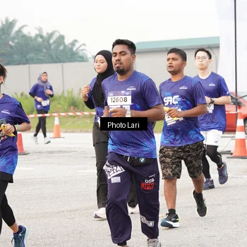 Runner Photo 7309904