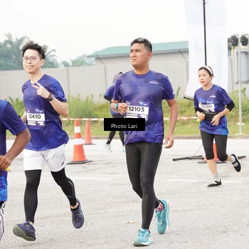 Runner Photo 7309944