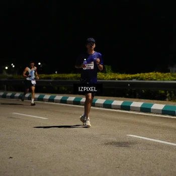 Runner Photo 7309949