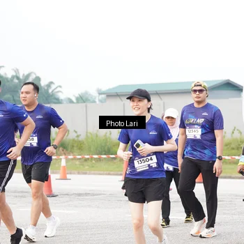 Runner Photo 7310010