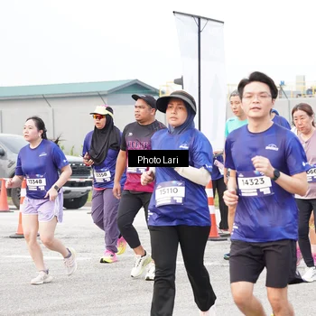 Runner Photo 7310016