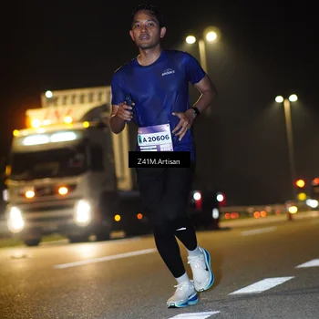 Runner Photo 7310018