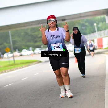 Runner Photo 7310037