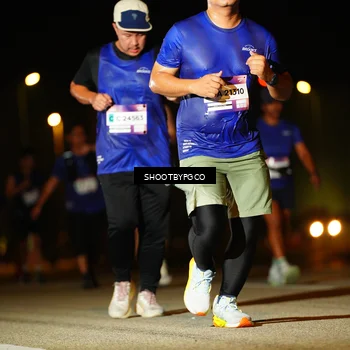 Runner Photo 7310112