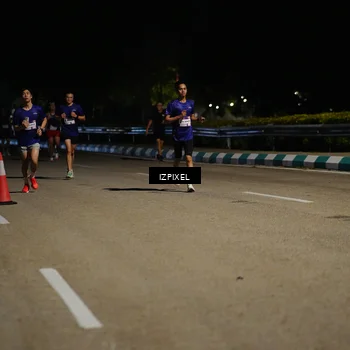 Runner Photo 7310114
