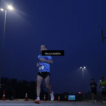 Runner Photo 7310123