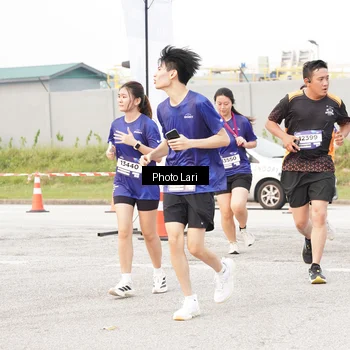 Runner Photo 7310124