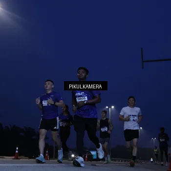 Runner Photo 7310265