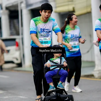 Runner Photo 7310302