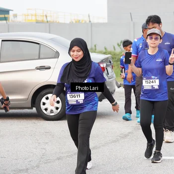 Runner Photo 7310305