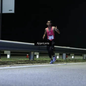 Runner Photo 7310310