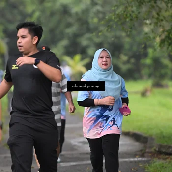 Runner Photo 7310334