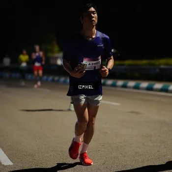 Runner Photo 7310337