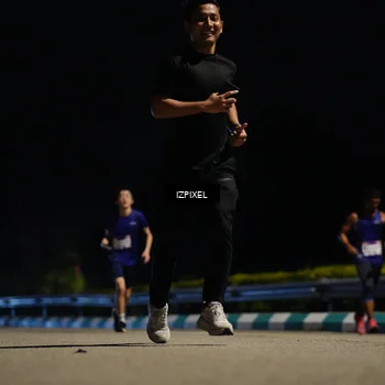 Runner Photo 7310383