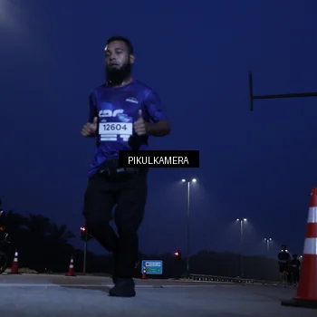 Runner Photo 7310404