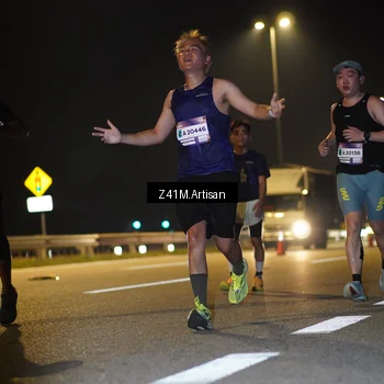 Runner Photo 7310410