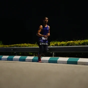 Runner Photo 7310437