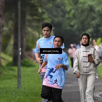 Runner Photo 7310440