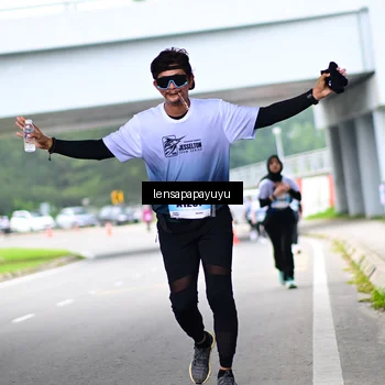 Runner Photo 7310446