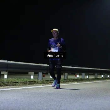 Runner Photo 7310452