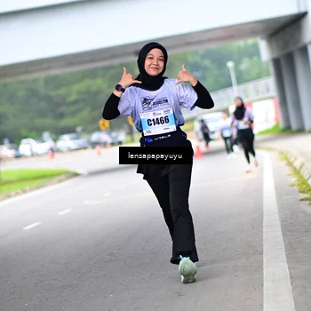 Runner Photo 7310459