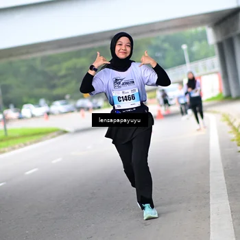 Runner Photo 7310470