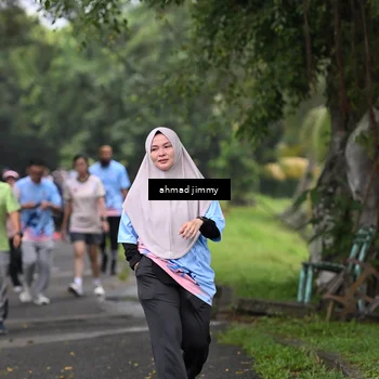 Runner Photo 7310472